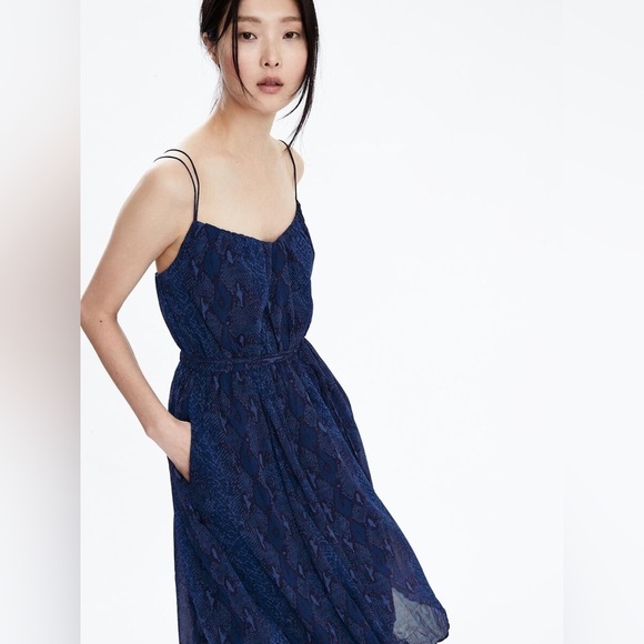 Banana Republic Navy Snake Print Strappy Crossback Fit & Flare Sheer Dress Sz S - Picture 4 of 10